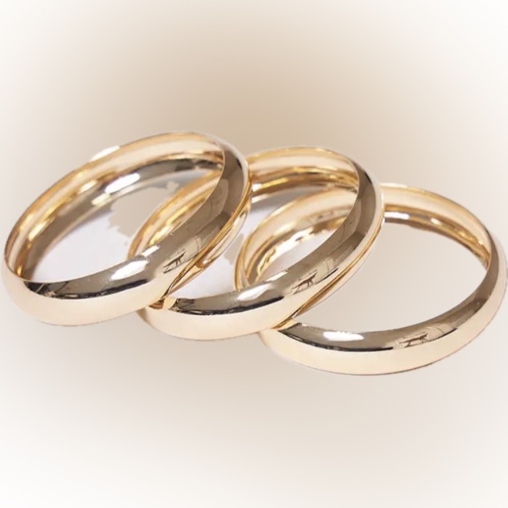 PrettyLittleThing Gold-Tone Stackable Bangle Set - Picture 2 of 3